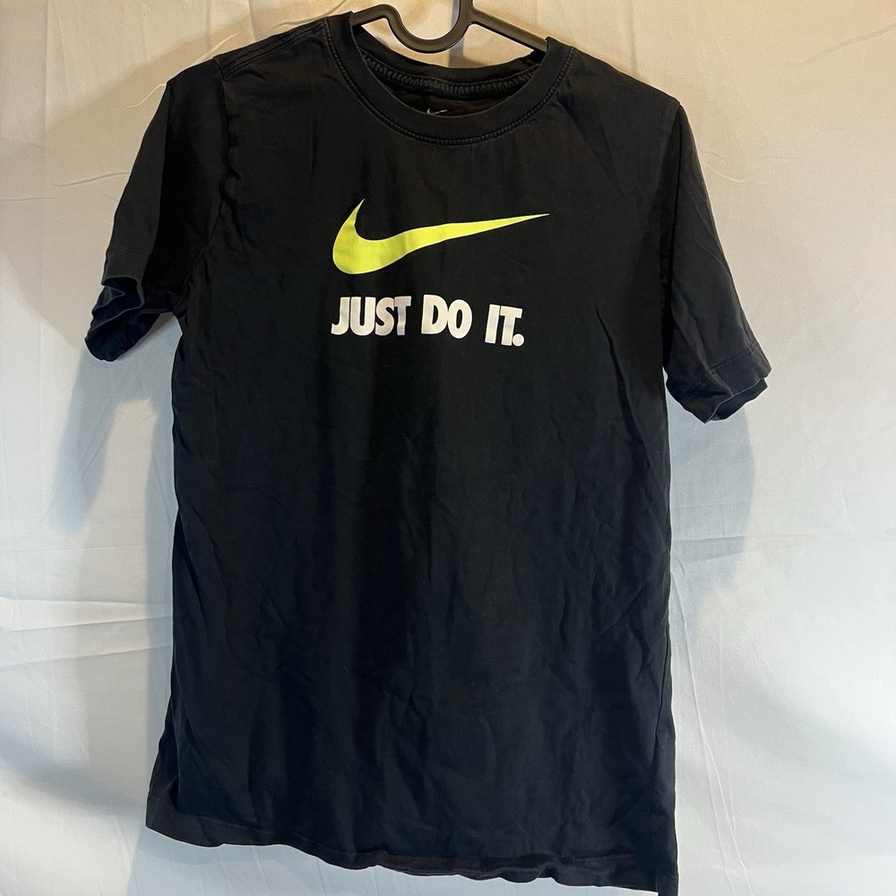 Nike Shirt Youth XLarge Black Just Do It Short Sleeve Yellow‎ Swoosh Boys XL